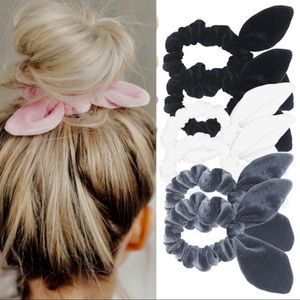 🛑3/$10 MUST GO SALE Neutral Bunny Knot Velvet Scrunchies
